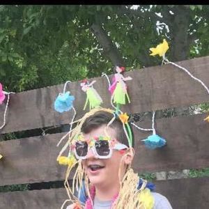 Meet your Posher, Logan